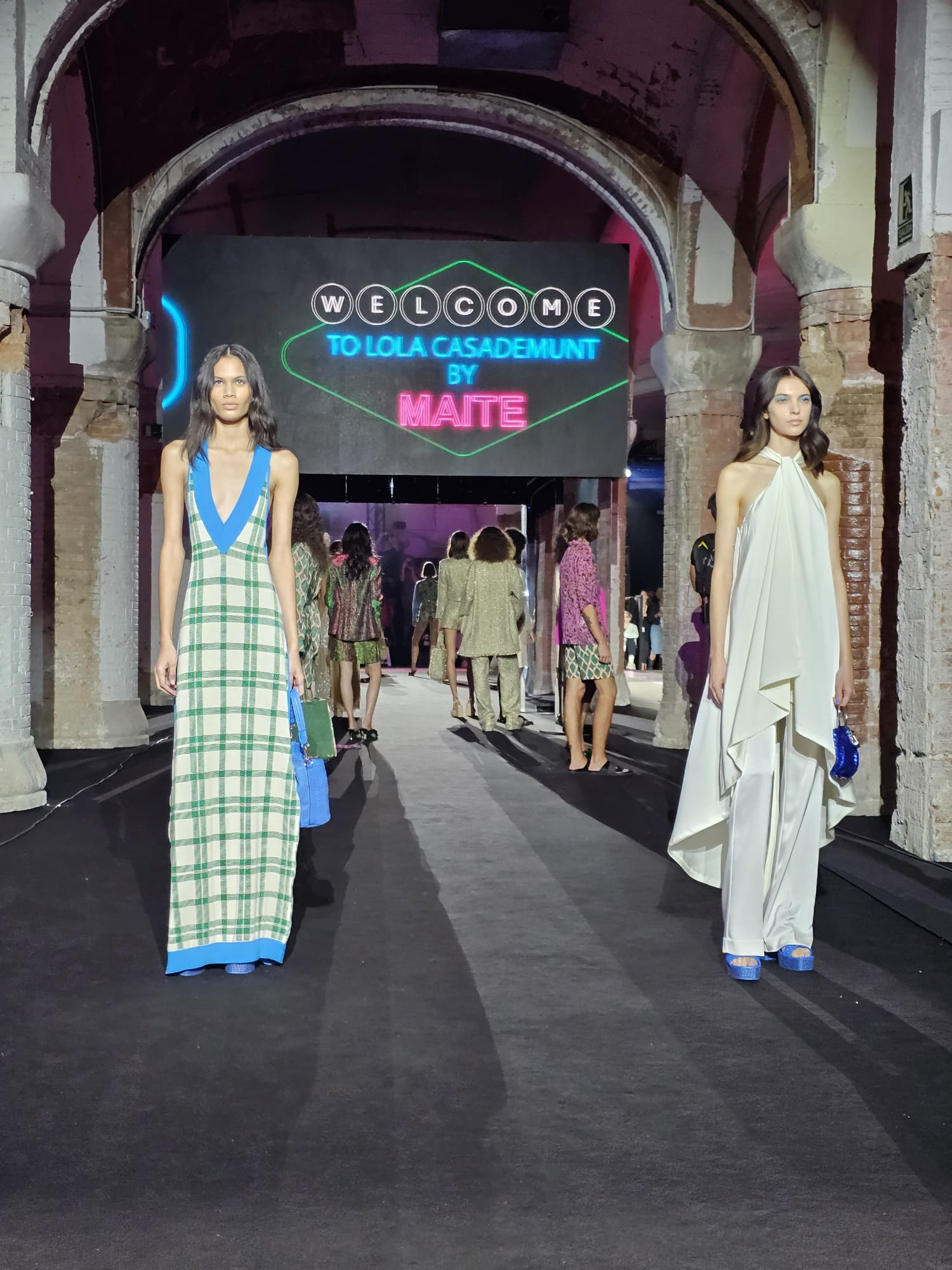 080 Barcelona Fashion 2023: Cuatro Días de Moda y Creatividad»