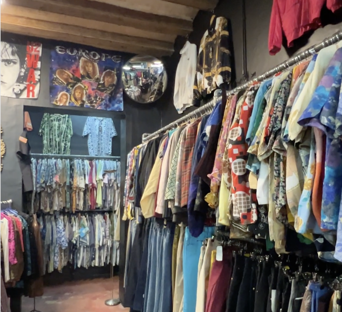 EL RAVAL, EL BARRIO MÁS ‘CHIC’ DE BARCELONA: EL MAPA DE LA MODA VINTAGE Y SOSTENIBLE