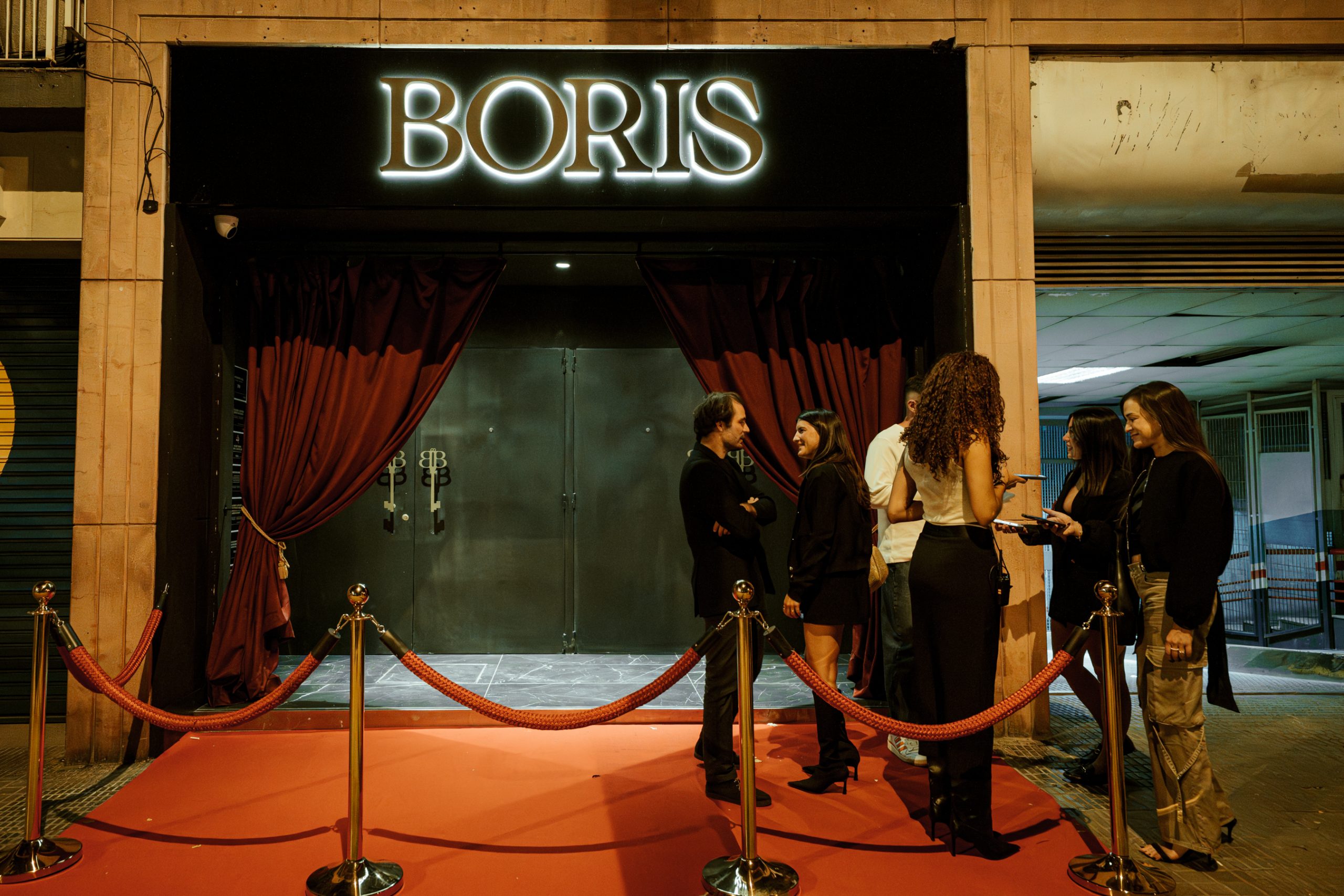 BORIS, EL NUEVO CLUB DE COSTA ESTE, INAUGURÓ SU ETAPA EN LA ZONA ALTA DE BARCELONA