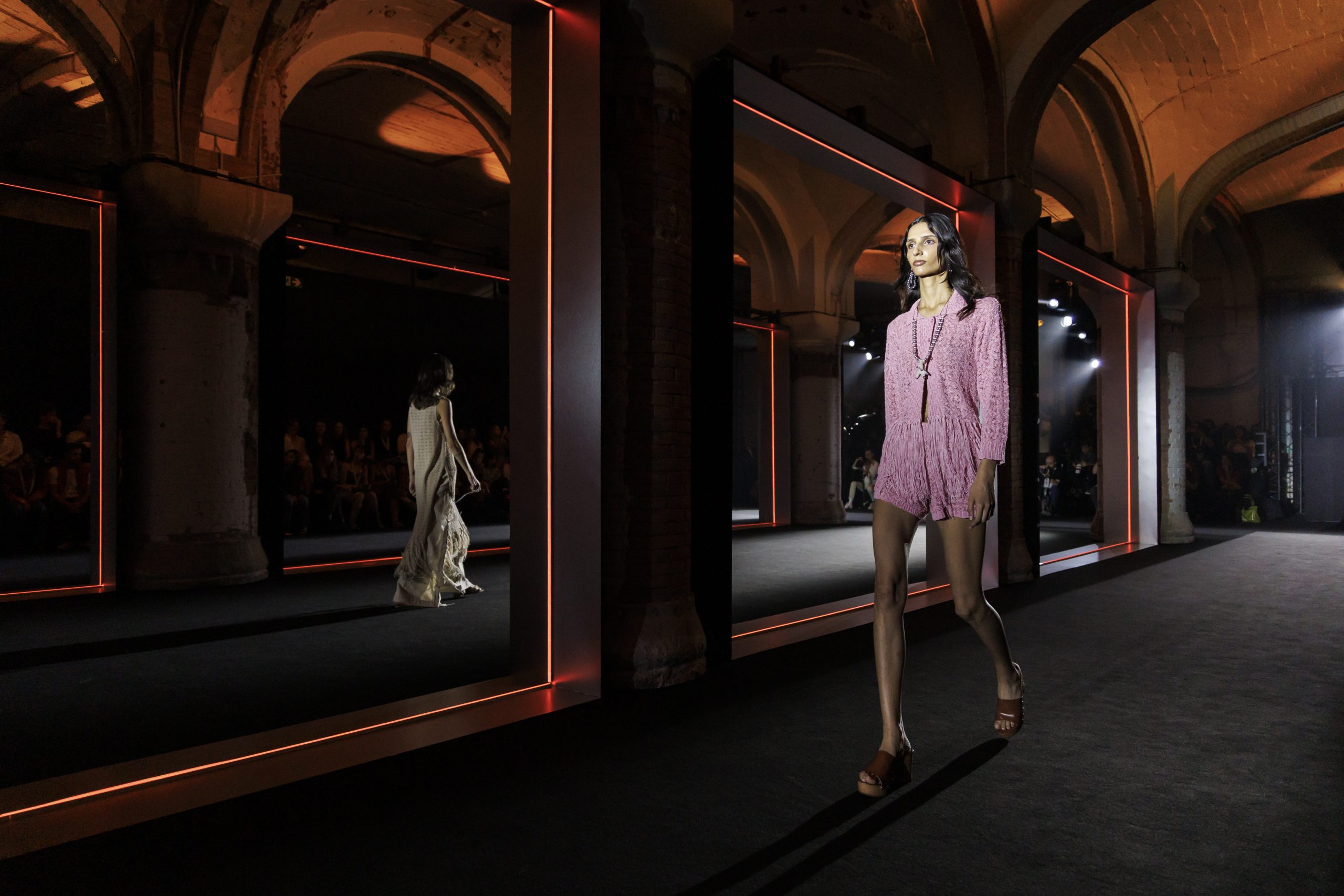 080 Barcelona Fashion: el arte de vestir con identidad y visión global