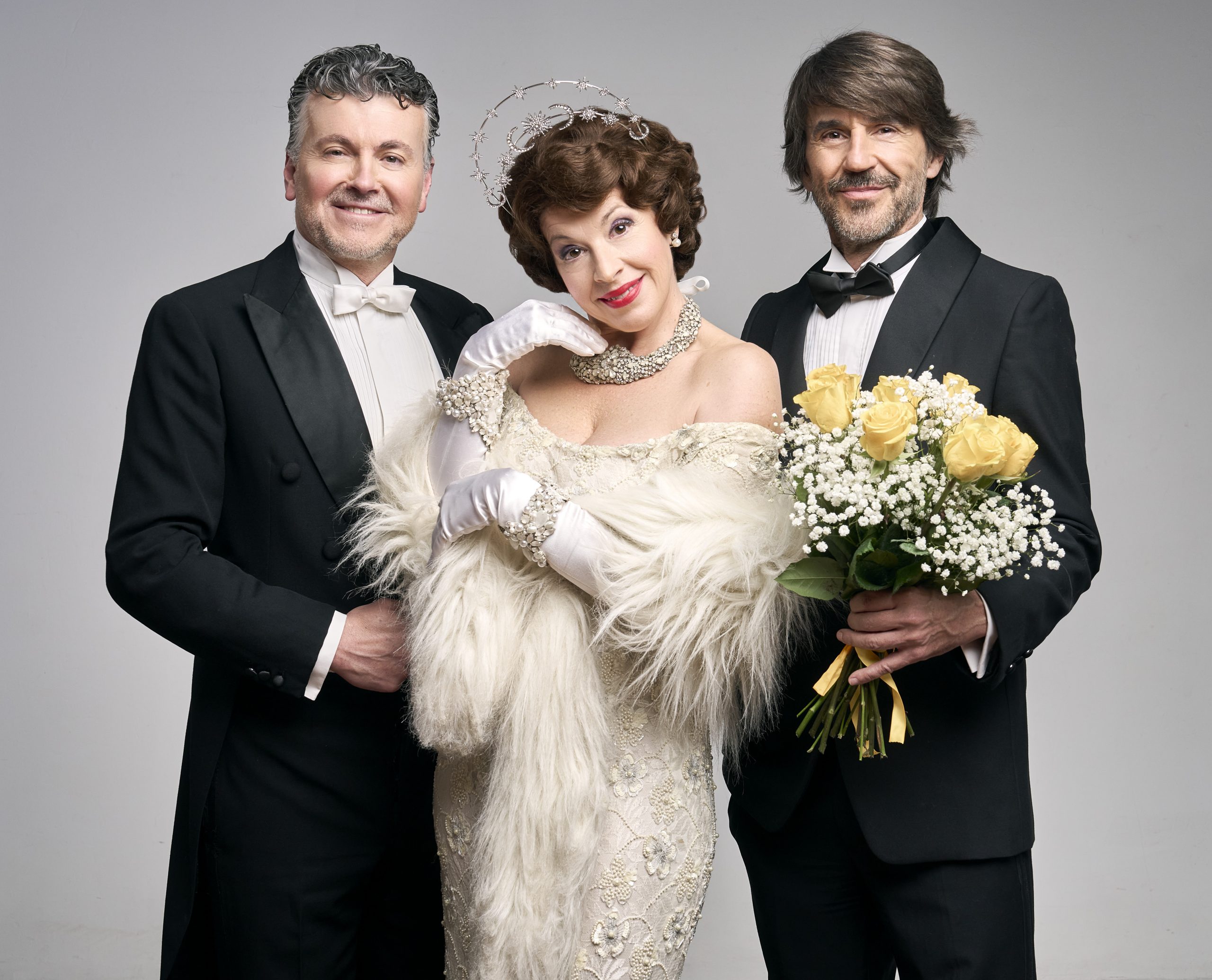 Glorious!” reúne a su equipo artístico en Els Quatre Gats antes de su estreno en el Teatre Poliorama»