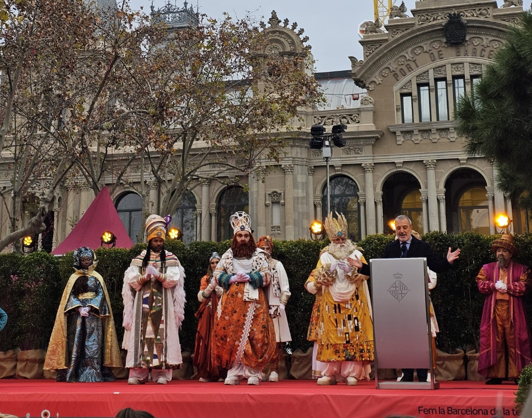Los Reyes Magos de Oriente Llegan a Barcelona para la Espectacular Cabalgata de Reyes 2026