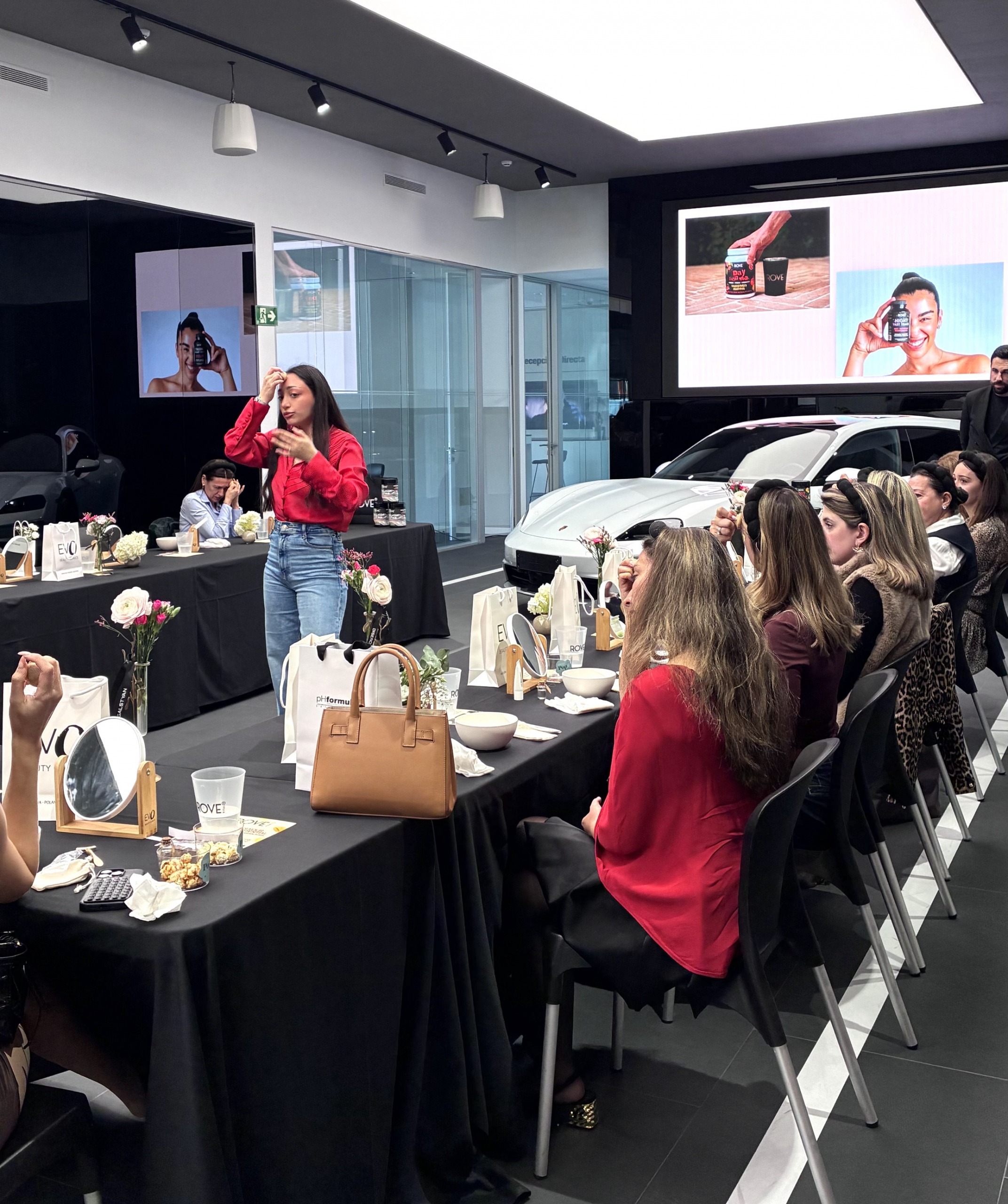 PORSCHE BARCELONA REDEFINA EL LUJO CON SU PRIMER ‘BEAUTY DAY’ JUNTO A EVO BEAUTY CLINICS
