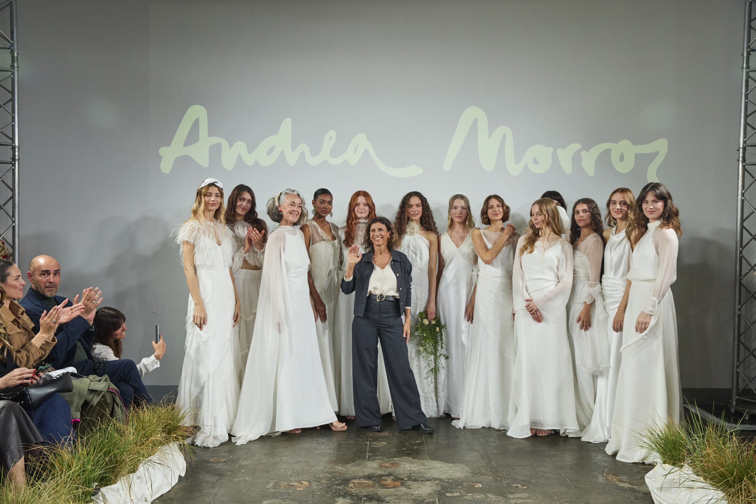 ANDREA MORROS: TRES DÉCADAS REDEFINIENDO EL LUJO ARTESANO Y LA FEMINIDAD NATURAL