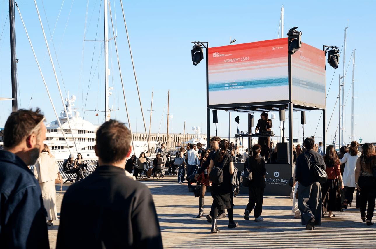 080 BARCELONA FASHION CLAUSURA SU 37.ª EDICIÓN EN PORT VELL REFORZANDO SU PROYECCIÓN INTERNACIONAL Y EL TALENTO EMERGENTE