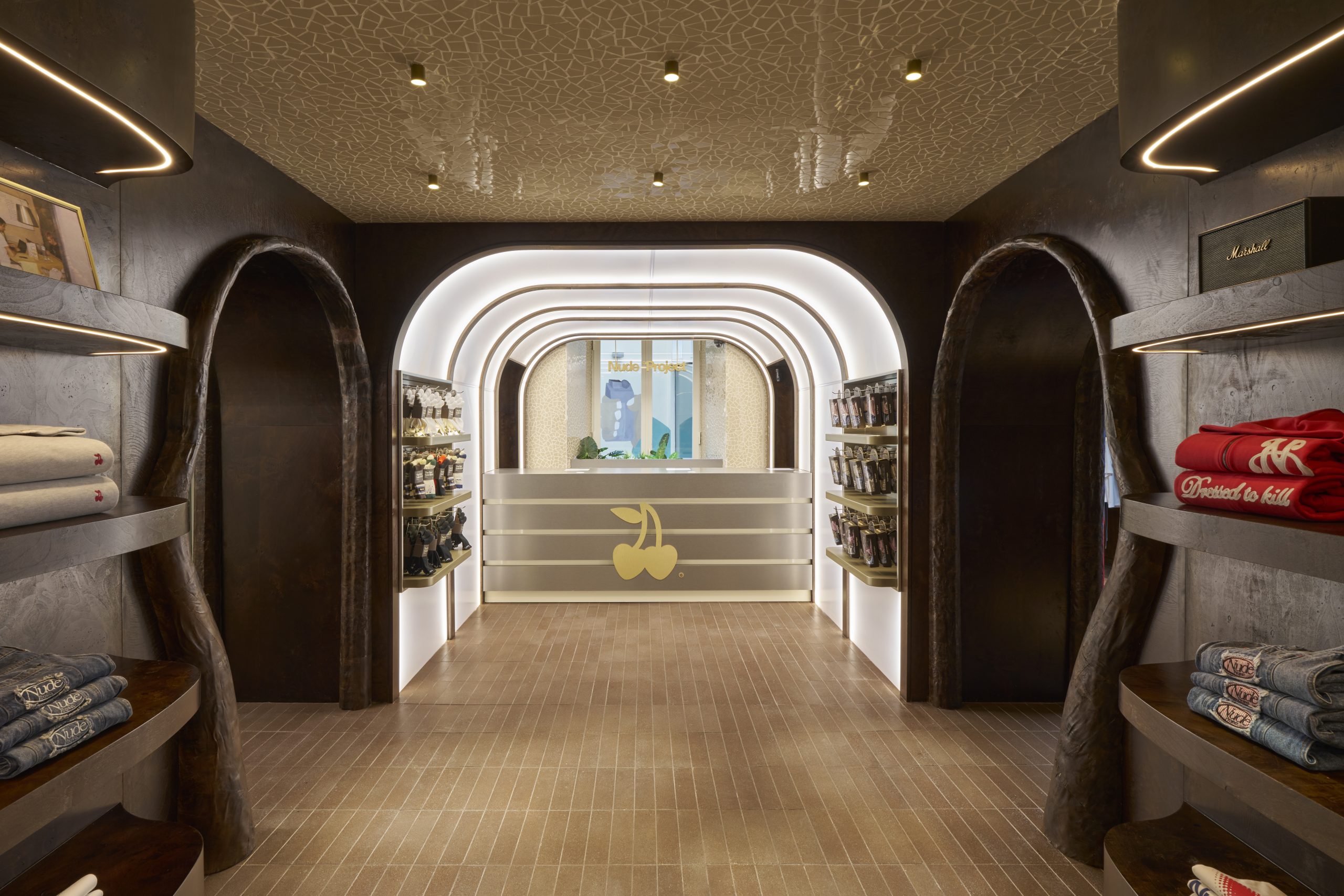 NUDE PROJECT REVOLUCIONA EL RETAIL EN BARCELONA CON LA APERTURA DE ‘MASÍA GALLERY’