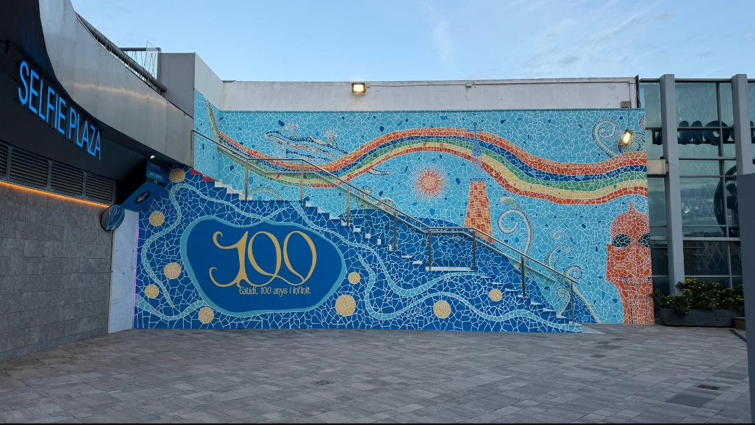 SOM MULTIESPAI LA GRAN RUTA DE LA TRADICIÓN Y EL ARTE URBANO QUE CONQUISTA NOU BARRIS