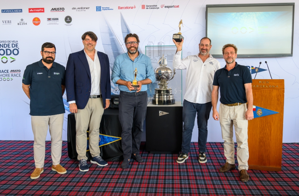 ALTA MAR: ‘GRATIA’ Y ‘HYDRA HM HOSPITALES’ SE CORONAN EN LA BCN RACE MUSTO OFFSHORE GODÓ OOA