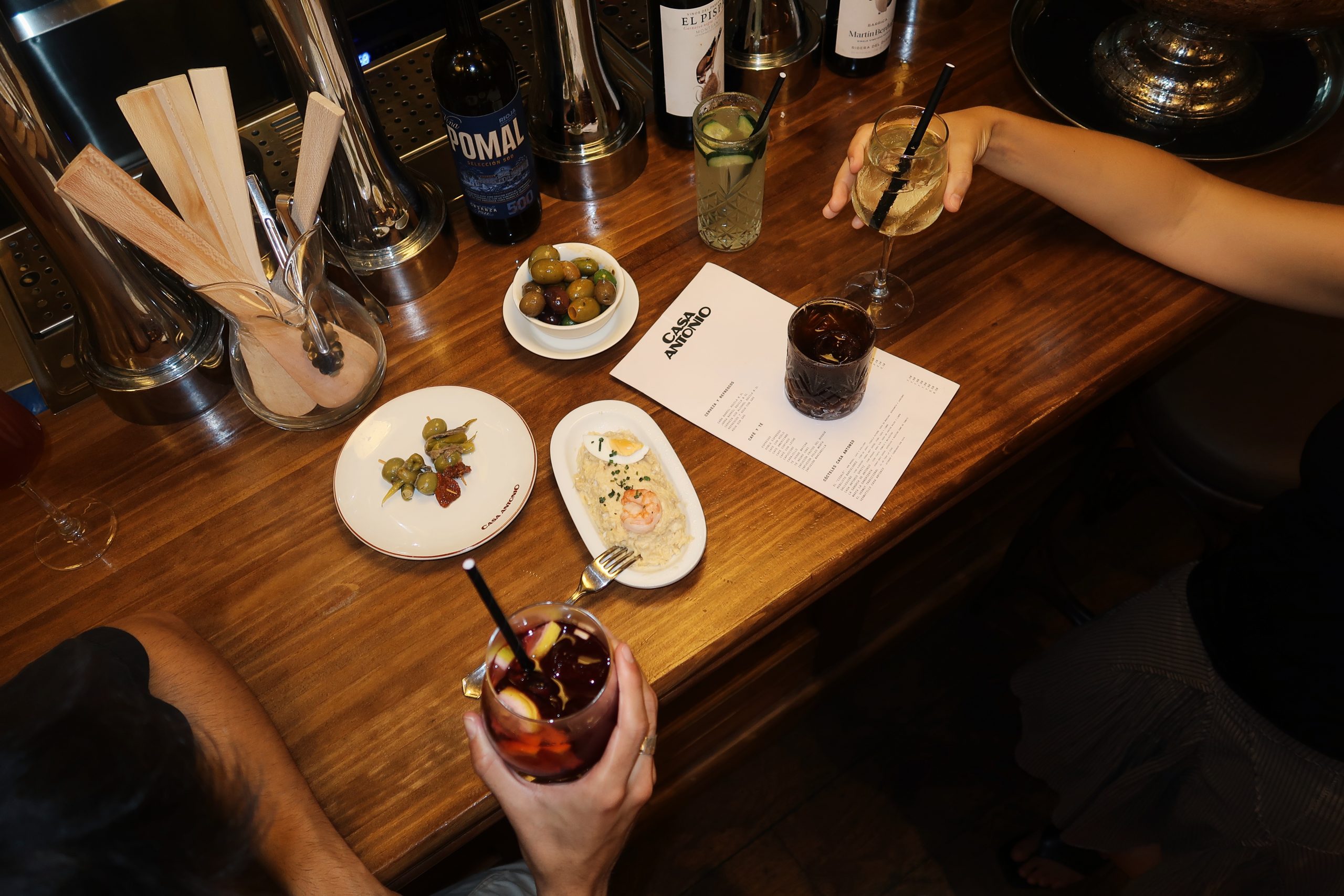 CASA ANTONIO REVOLUCIONA LA COCTELERÍA CON SU INNOVADORA CARTA DE CÓCTELES DE VINO