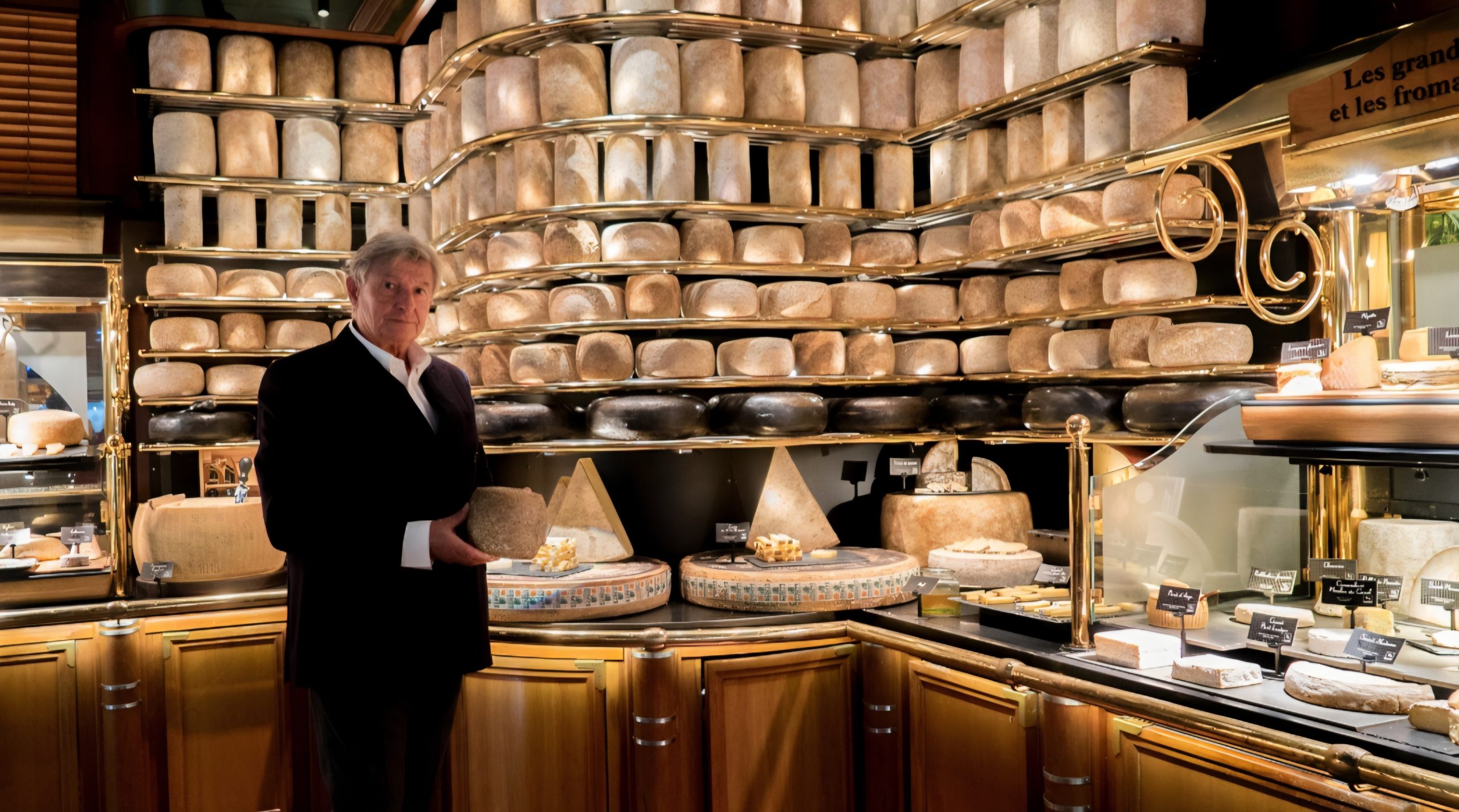 Viajar a Francia para comer como un rey nunca fue tan sencillo: Les Grands Buffets ya permite reservar en español