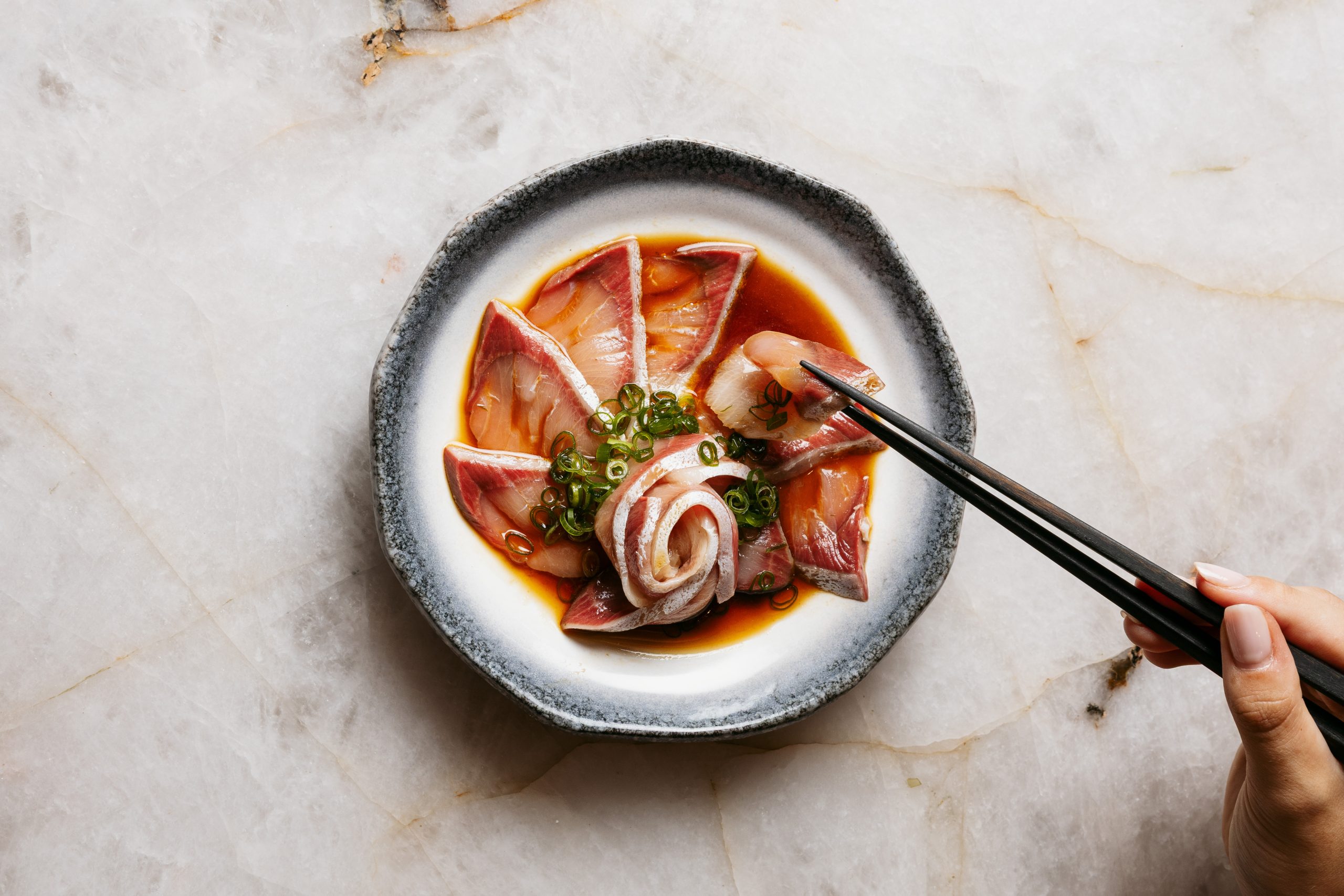 JACQUELINE INAUGURA SU NUEVO ‘SPEAKEASY’ JAPONÉS: UN SANTUARIO ‘OMAKASE’ EXCLUSIVO PARA SEIS COMENSALES