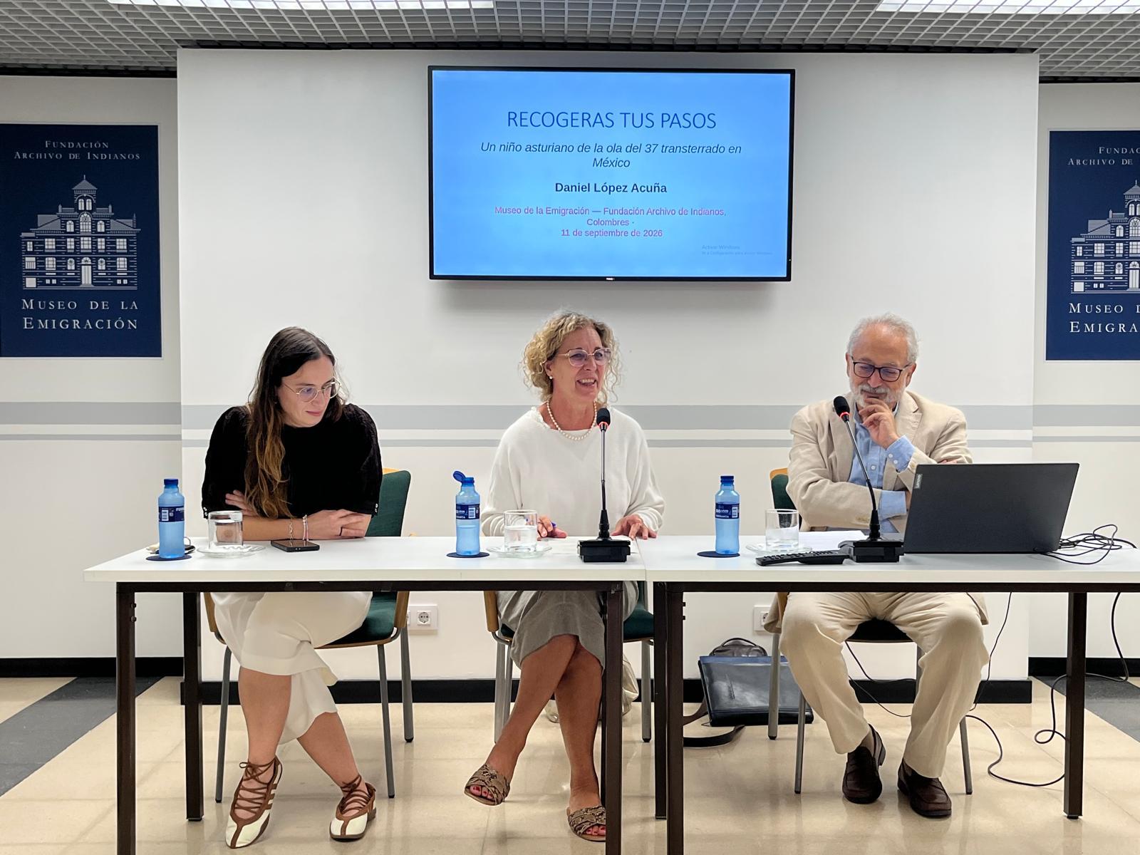 DANIEL LÓPEZ ACUÑA PRESENTA EN COLOMBRES ‘RECOGERÁS TUS PASOS’, UNA NOVELA SOBRE EL EXILIO, LA MEMORIA Y LA IDENTIDAD