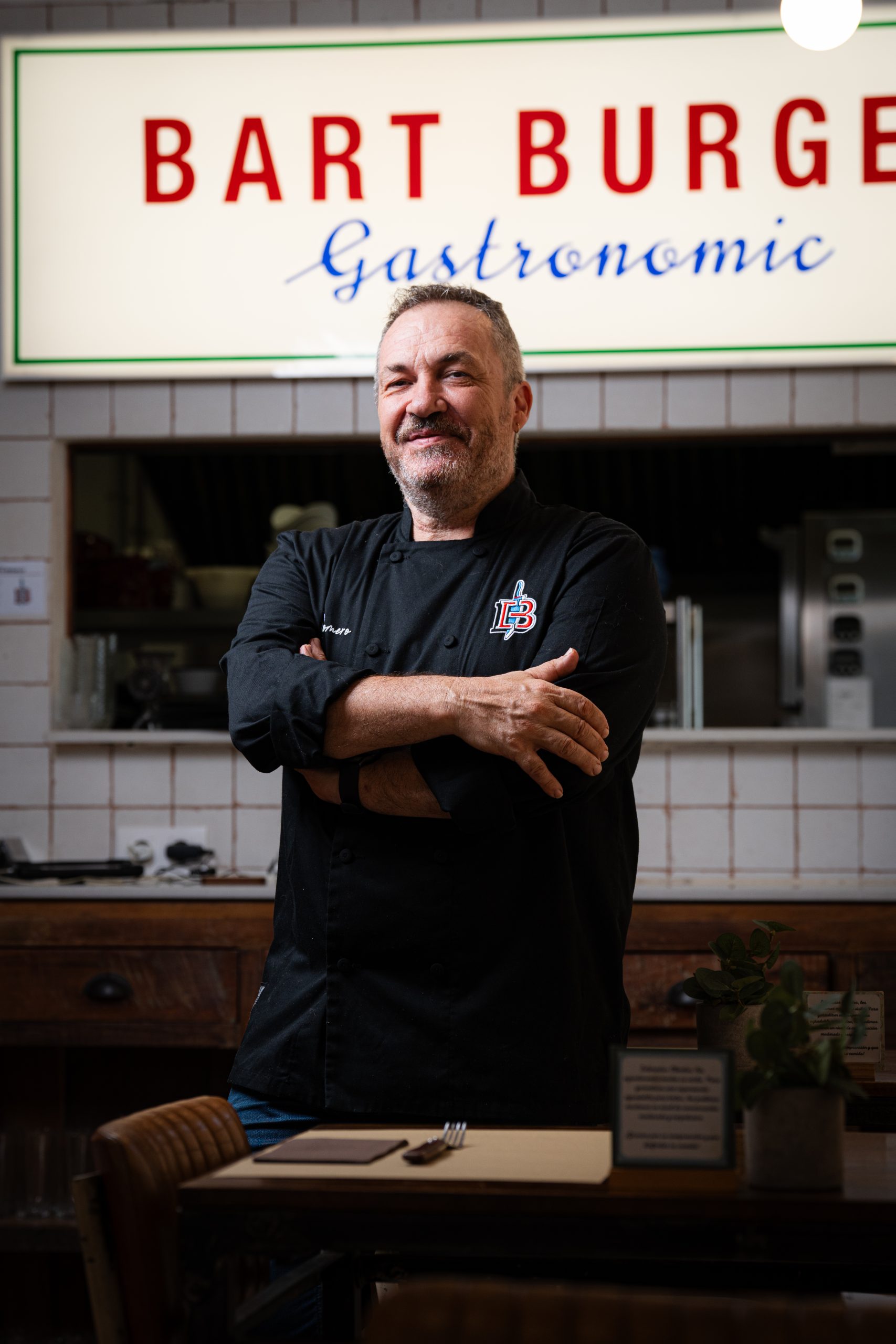 TONI ROMERO HOMENAJEA AL ‘ÚLTIMO TOMATE DE LA TEMPORADA’ EN BART BURGER GASTRONÒMIC
