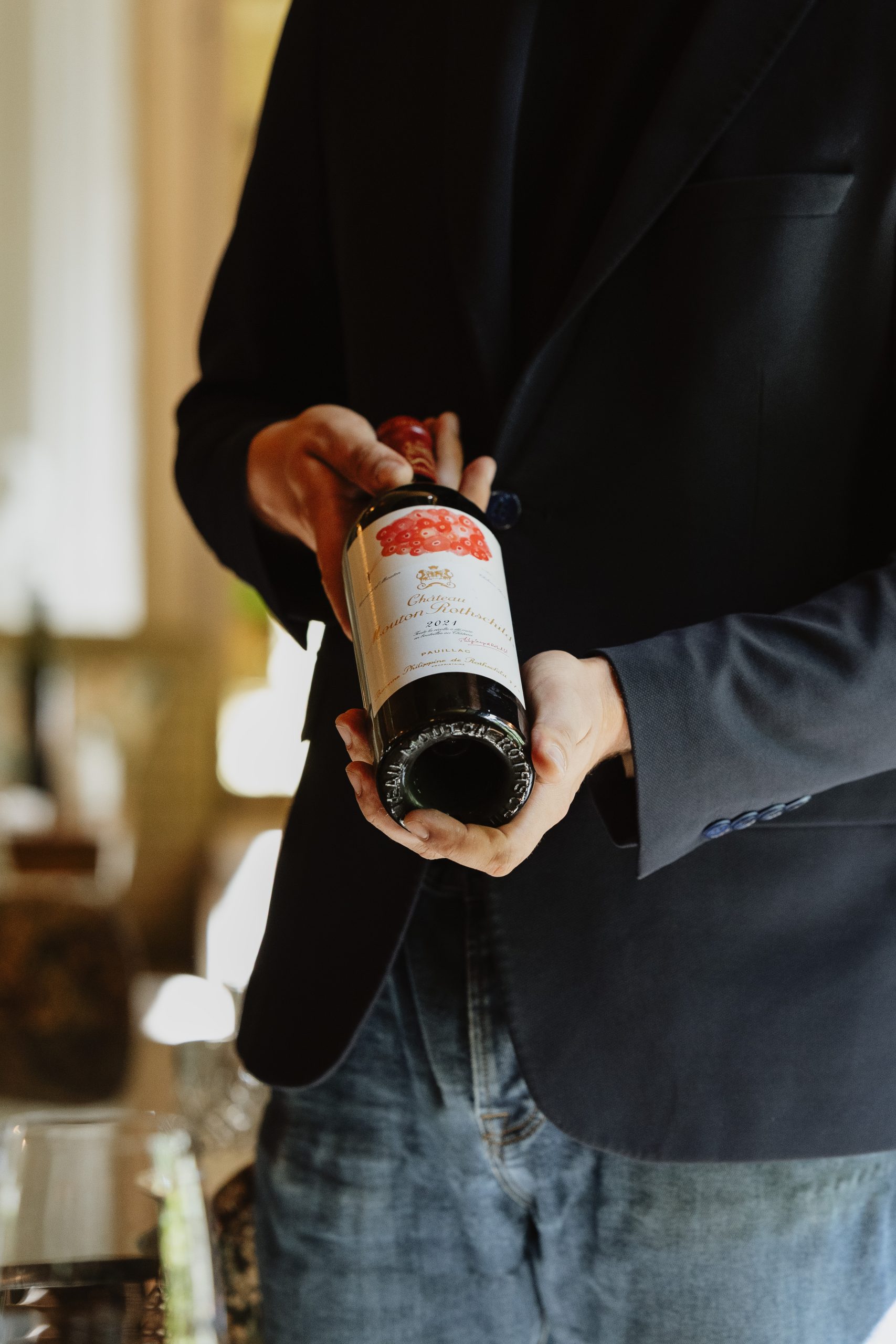 BOCA GRANDE CONSOLIDA UNA DE LAS BODEGAS MÁS SINGULARES DE BARCELONA: MÁS DE 220 REFERENCIAS ENTRE GRANDES MITOS DEL VINO Y PRODUCTORES DE CULTO
